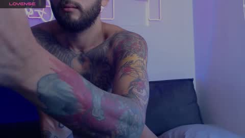 marco_allison43 online show from January 23, 3:43 pm