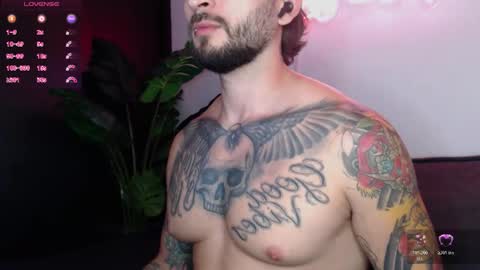 marco_allison43 online show from January 15, 10:13 pm