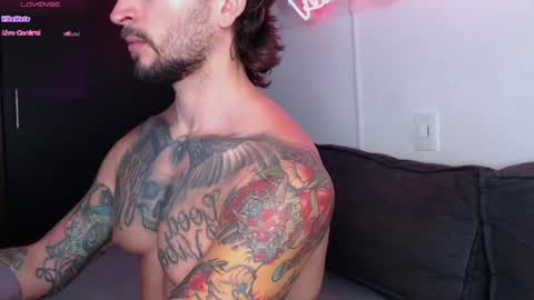 Snapshot of marco_allison43 chatting on May 5, 6:05 pm marco_allison43 online show from May 5, 6:05 pm