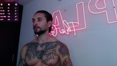 Snapshot of marco_allison43 chatting on May 25, 4:35 pm marco_allison43 online show from May 25, 4:35 pm