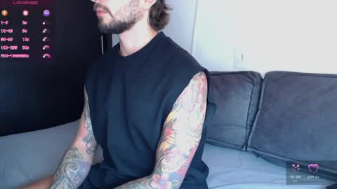 Snapshot of marco_allison43 chatting on May 31, 7:48 pm marco_allison43 online show from May 31, 7:48 pm