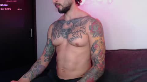 Snapshot of marco_allison43 chatting on June 6, 7:29 pm marco_allison43 online show from June 6, 7:29 pm