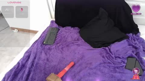 silas online show from February 6, 11:54 am