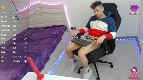 silas online show from February 10, 7:15 am