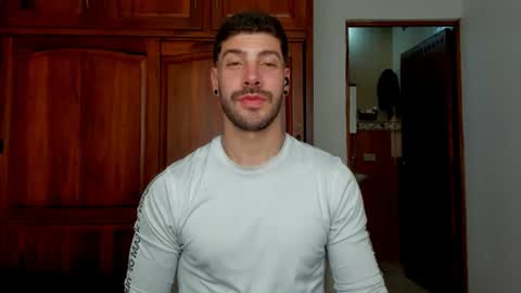 Snapshot of marco_tahani_ chatting on June 12, 5:01 pm Marco IG marco tahani online show from June 12, 5:01 pm
