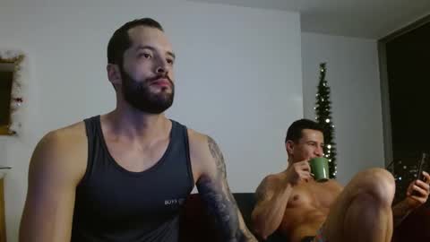 Snapshot of marcoandpolo01 chatting on December 13, 2:43 am Marco  Polo online show from December 13, 2:43 am