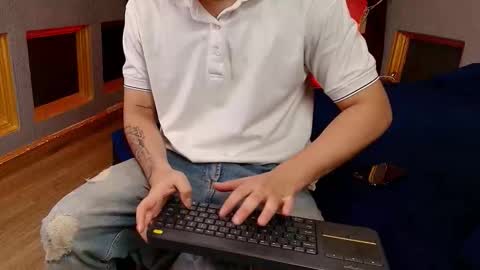 marcovitto online show from December 3, 11:52 am