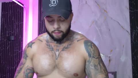 Snapshot of marcus_fit1 chatting on May 27, 7:11 pm Marcus online show from May 27, 7:11 pm