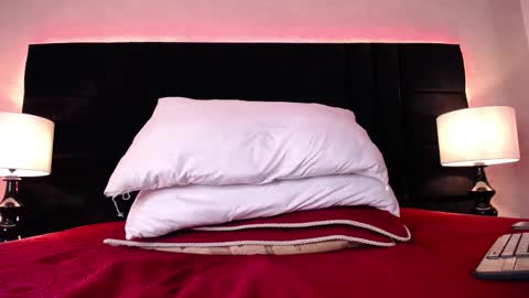 Marcus Hanks online show from February 1, 10:15 am