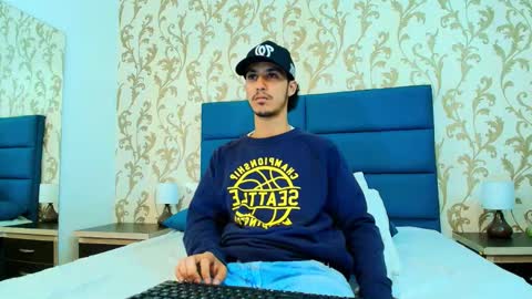 marcus_jeron online show from November 12, 10:30 pm