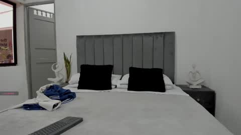 marcus_moreno online show from November 17, 6:35 pm