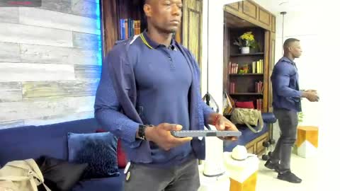 Snapshot of marcusblack_ chatting on April 21, 11:27 am Marcusssss online show from April 21, 11:27 am