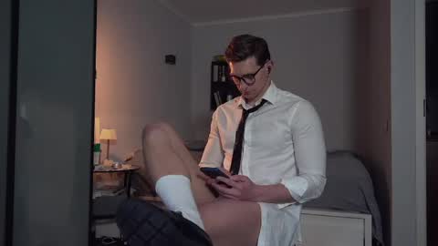 Snapshot of marcusdiamond chatting on April 21, 5:06 pm Marcus Diamond online show from April 21, 5:06 pm