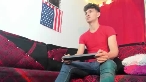 Marcus Independent Model online show from January 6, 3:05 pm