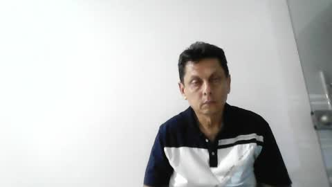 Snapshot of marcuskelvin chatting on May 1, 3:11 am Marcus online show from May 1, 3:11 am