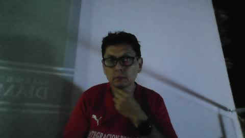 Snapshot of marcuskelvin chatting on May 3, 3:01 am Marcus online show from May 3, 3:01 am
