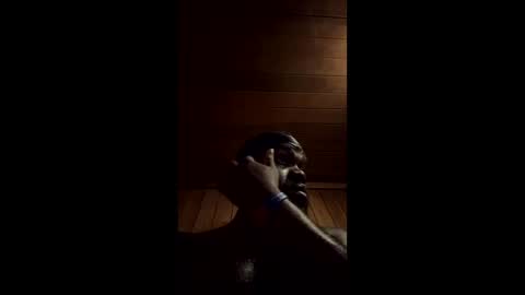Snapshot of marcuslouis18 chatting on May 30, 2:58 pm marcuslouis18 online show from May 30, 2:58 pm
