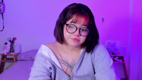 danna online show from February 11, 4:46 pm