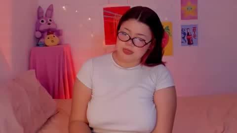 danna online show from March 25, 9:10 pm