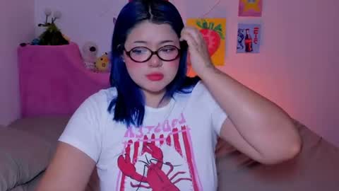Snapshot of marcy_grey chatting on July 7, 5:10 am danna online show from July 7, 5:10 am