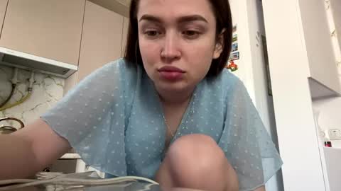 Snapshot of margopesavento chatting on May 6, 10:42 am Chloe online show from May 6, 10:42 am
