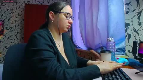 margosweet777 online show from March 30, 6:25 am