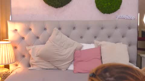 margothill online show from October 12, 1:32 pm