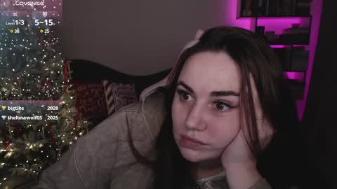 Snapshot of mari_moore7 chatting on December 16, 3:00 pm mari moore online show from December 16, 3:00 pm