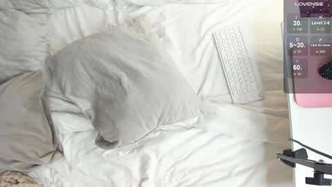 Snapshot of mari_nett chatting on January 21, 8:54 pm mari_nett online show from January 21, 8:54 pm