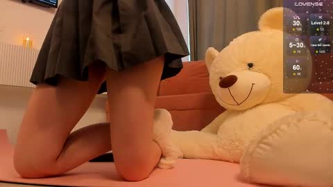 Snapshot of mari_nett chatting on February 6, 10:15 am mari_nett online show from February 6, 10:15 am