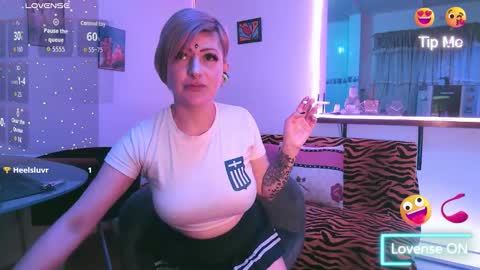 Snapshot of maria_fernandaxxx_ chatting on February 12, 12:38 am Maria fernanda online show from February 12, 12:38 am