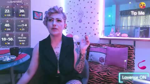 Snapshot of maria_fernandaxxx_ chatting on February 22, 7:01 pm Maria fernanda online show from February 22, 7:01 pm