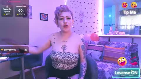 Snapshot of maria_fernandaxxx_ chatting on February 27, 3:01 pm Maria fernanda online show from February 27, 3:01 pm