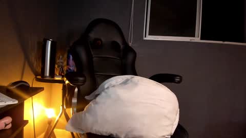 Maria Isabell  online show from January 24, 5:10 am