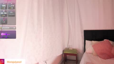 V A N E S S A  online show from October 1, 5:46 am