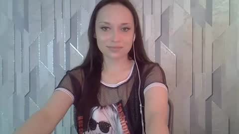 Snapshot of maria_pink_ chatting on August 7, 10:17 am maria_pink_ online show from August 7, 10:17 am