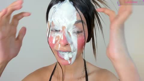 Snapshot of maria_sofii chatting on January 27, 11:32 am S O F I A  model independent online show from January 27, 11:32 am