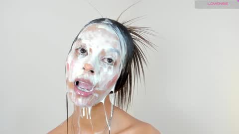 Snapshot of maria_sofii chatting on January 27, 2:35 pm S O F I A  model independent online show from January 27, 2:35 pm