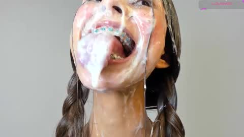 Snapshot of maria_sofii chatting on March 8, 6:54 am S O F I A  model independent online show from March 8, 6:54 am