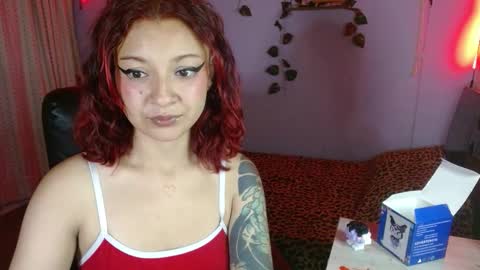 Snapshot of mariaajuana_ chatting on September 22, 4:03 am mariaajuana_ online show from September 22, 4:03 am
