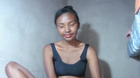 Maria online show from November 3, 2:51 pm