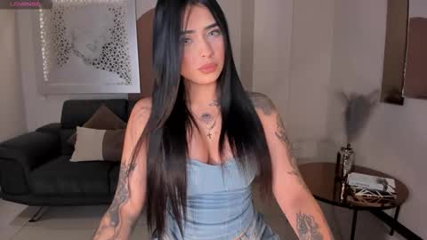 MARIA HERRERA  online show from March 10, 8:25 pm