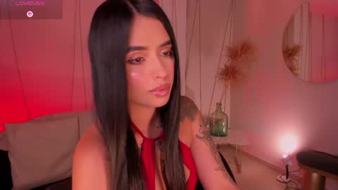 Snapshot of mariaherrera_ chatting on August 6, 10:00 pm MARIA HERRERA online show from August 6, 10:00 pm