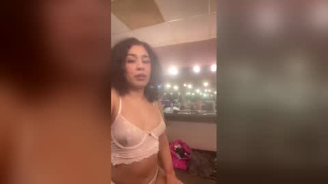 mariahlover22 online show from April 2, 3:59 am