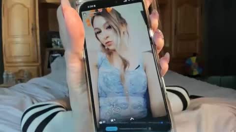 Snapshot of mariahpinkkitty chatting on May 26, 10:39 pm Pinkkitty online show from May 26, 10:39 pm