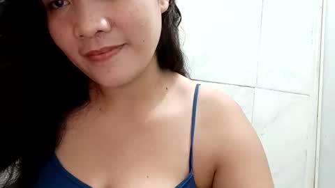 Snapshot of marialuzhot143 chatting on June 3, 5:18 pm marialuzhot143 online show from June 3, 5:18 pm