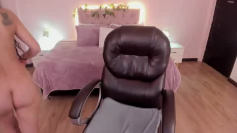 Snapshot of mariam_lopez__ chatting on June 6, 3:44 am Mariam online show from June 6, 3:44 am