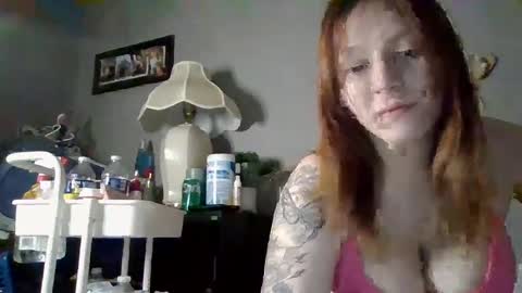 Snapshot of mariamaybe24 chatting on February 19, 6:22 am Mariah online show from February 19, 6:22 am
