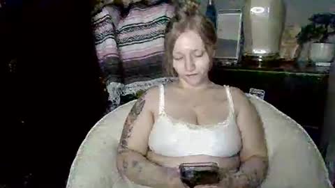 Snapshot of mariamaybe24 chatting on February 26, 4:14 am Mariah online show from February 26, 4:14 am