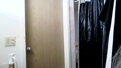 Snapshot of mariamaybe24 chatting on July 16, 2:56 pm Mariah online show from July 16, 2:56 pm